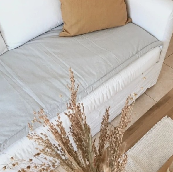 Pillow - Protector De Sofá en tusor y guata siliconada 1.80 mts.